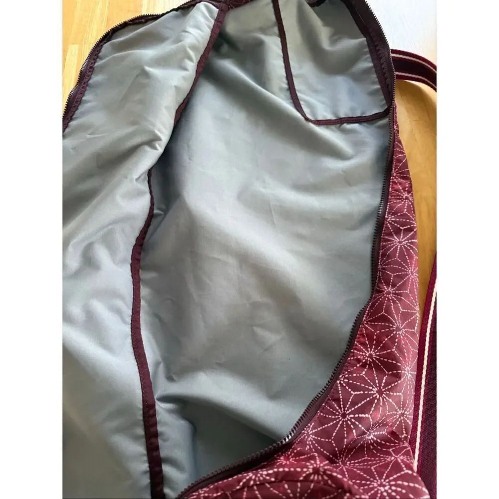 Lululemon Yoga Mat Bag Burgundy Print Mesh Zip Carrier - Picture 12 of 14